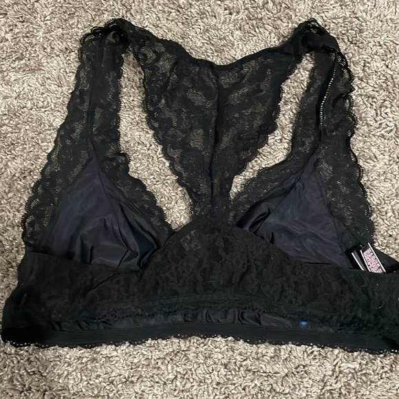 Victoria’s Secret bralette - Picture 3 of 5